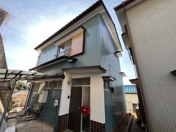 坂本町５丁目戸建ての物件外観写真